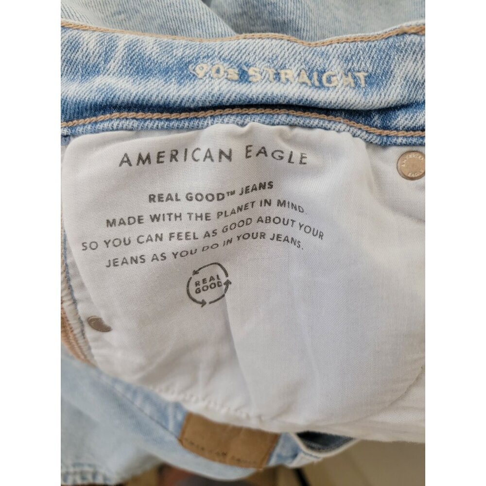 American Eagle AE Women's 90s Straight Light Wash High Rise Jeans Sz 10 Regular - Picture 5 of 7